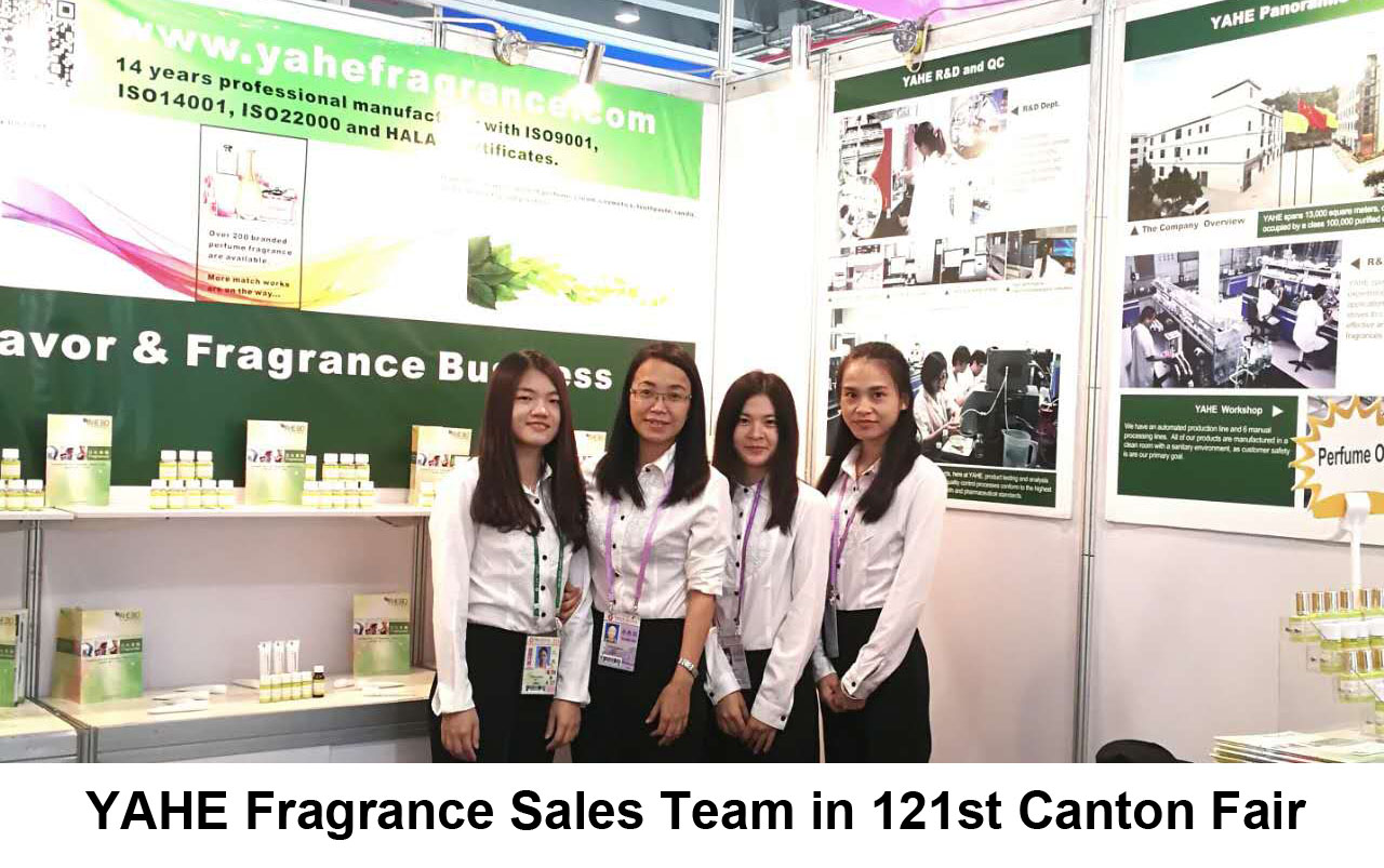 YAHE Fragrances sales team in canton fair